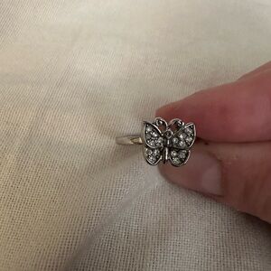 Elegant Silver Butterfly Ring